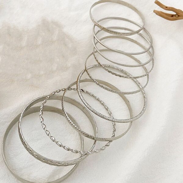 O1CN01H2L4Fb1gOVQPuBITV_2209073784132-0-cib Wholesale Retro Water Ripple Glossy Spiral Stacking Bracelet Set of Ten Pieces