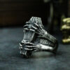 O1CN01HKWk1v1de820Qa1S2_2249443760-0-cib Wholesale Alloy Coffin Ghost Claw Vampire Ring