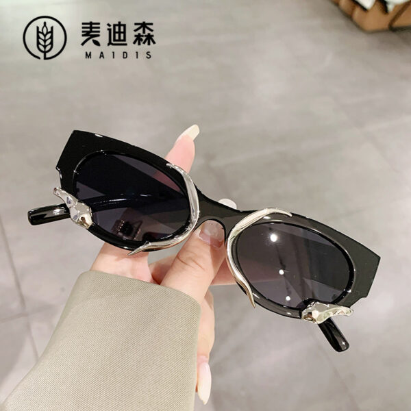 Wholesale Oval Frame PC Sunglasses