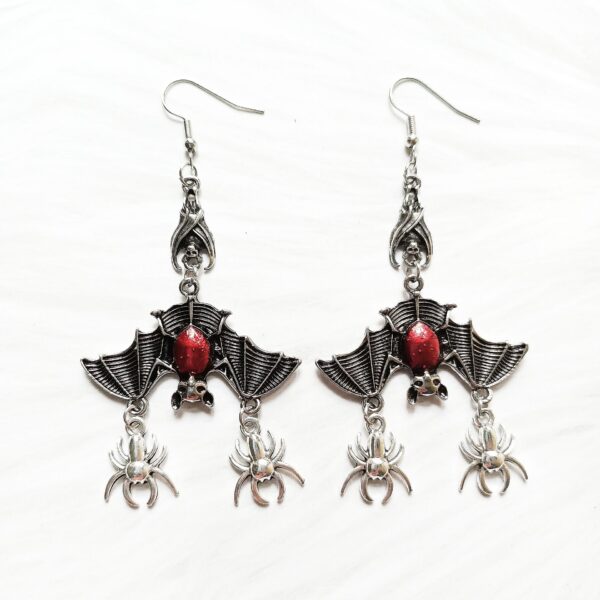O1CN01HZQw6i1VaRqbi3MgJ_2212758802669-0-cib Wholesale Gothic Evil Upside Down Red Oil Drip Bat Pendant Earrings