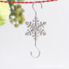 O1CN01HpRLkg1GDo2f1KDes_2214131390589-0-cib Wholesale Stainless Steel Christmas Tree Snowflake Flakes Holiday Decorations S Hooks