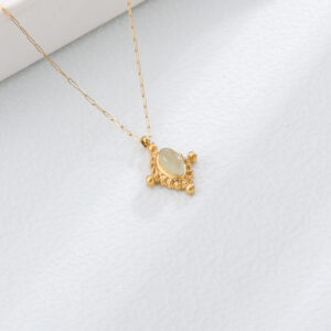 O1CN01Hpqqun2J016uJz06m__2209607399358-0-cib Wholesale Emerald Titanium Steel Necklace Clavicle Chain