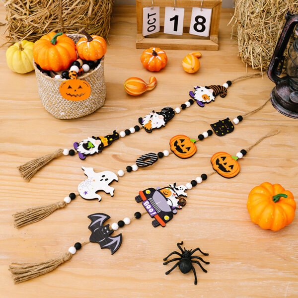 O1CN01HvmpNp1DC1jESirON_940940179-0-cib Wholesale Halloween Beads Witches Pumpkins Bats Wooden Decorations
