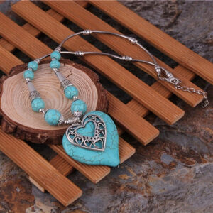 Vintage heart turquoise necklace