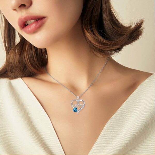 Wholesale Mother's Day Mom Heart-shaped Engraved Diamond Alloy Necklace