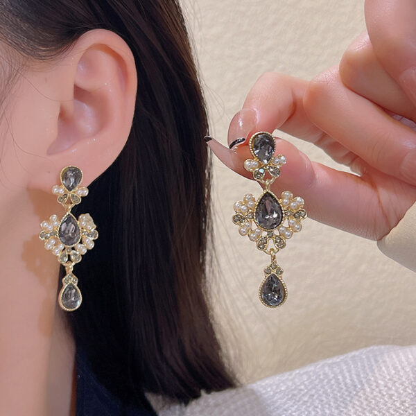 O1CN01I5wREM2Ktj0GBBa77_2580729615-0-cib Wholesale Baroque Vintage Pearls Alloy Earrings