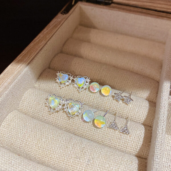 Wholesale S925 Silver Needle Aurora Love Heart Alloy Earrings