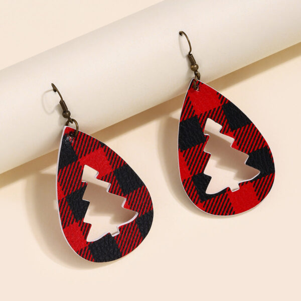 Wholesale Christmas Plaid Christmas Tree Leopard Print Leather Earrings