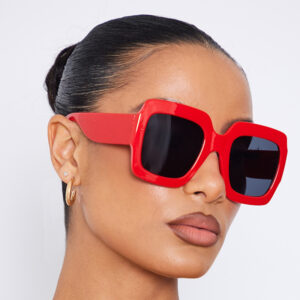 Wholesale Korean version of large frame sunglasses women's high-end sense ins fashion wear matching pieces for travel driving sunglasses wholesale foreign trade