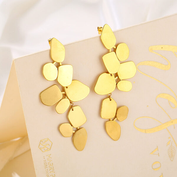 Wholesale Exaggerated Earrings Light Luxury Retro European and American Stainless Steel Earrings