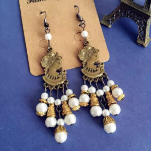 Statues of Goddess (imitation pearls)