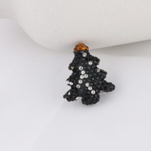 Christmas tree black and white