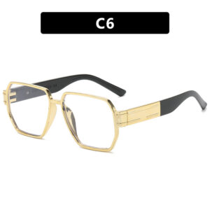 Figure / Gold frame white film