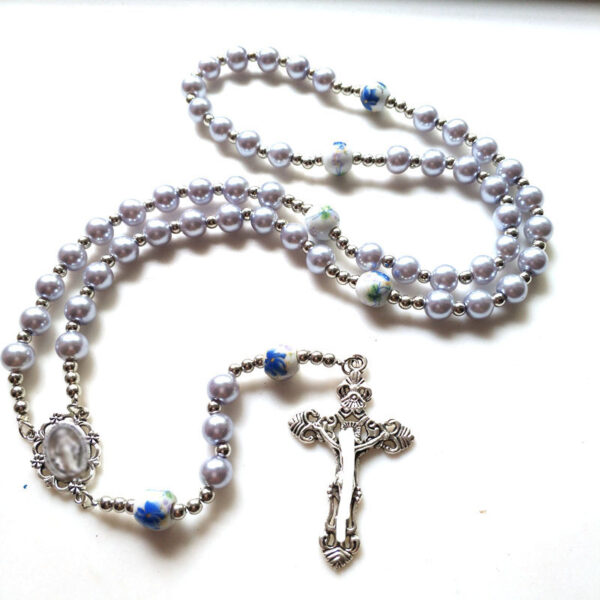 Wholesale Ceramic Rose Glass Pearl Pendant Men's and Women's Versatile Sweater Chain