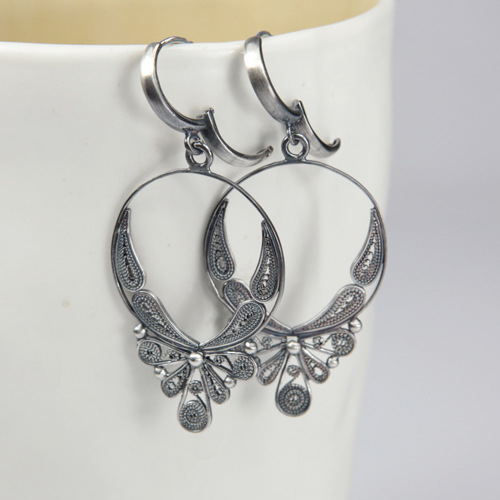 Wholesale Vintage Flower Alloy Earrings