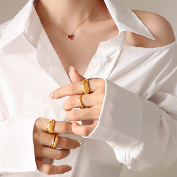 Wholesale Titanium Steel 18k Gold Love Necklaces