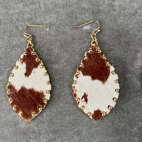 O1CN01JmpGJ11DWB56yyzX1_2213358950223-0-cib Wholesale Leopard Patterned Cow and Horse Hair Earrings