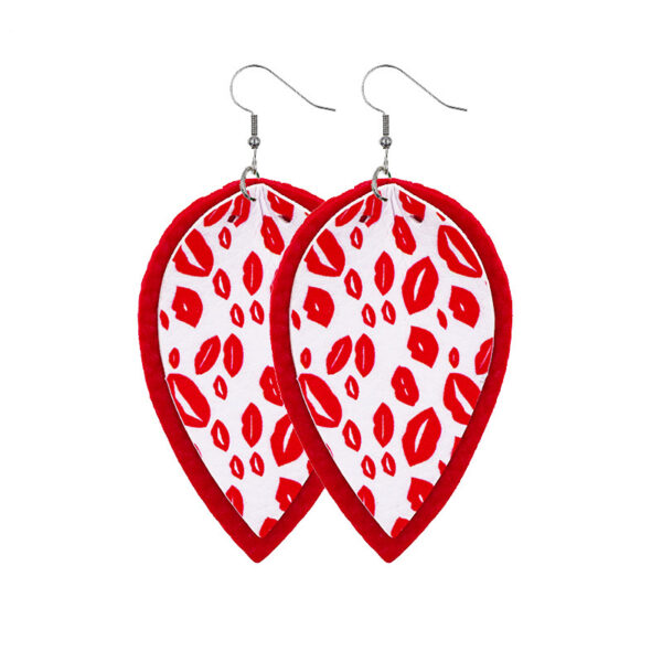 Wholesale Valentine Hearts Leather Earrings