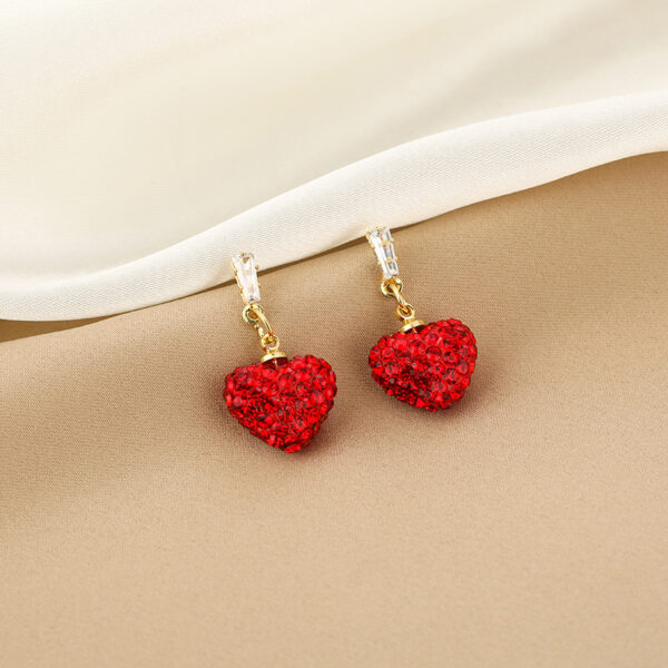 O1CN01JvRomV1onFWHMxdMQ_2059265269-0-cib Wholesale Red Full Diamond Heart-shaped Titanium Steel Earrings