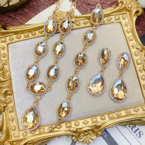 O1CN01JyObho1tmrchjgyn2_944785945-0-cib Wholesale Light Luxury Diamond Crystal Gemstone Water Drop Necklace Earrings Bracelet Three Sets