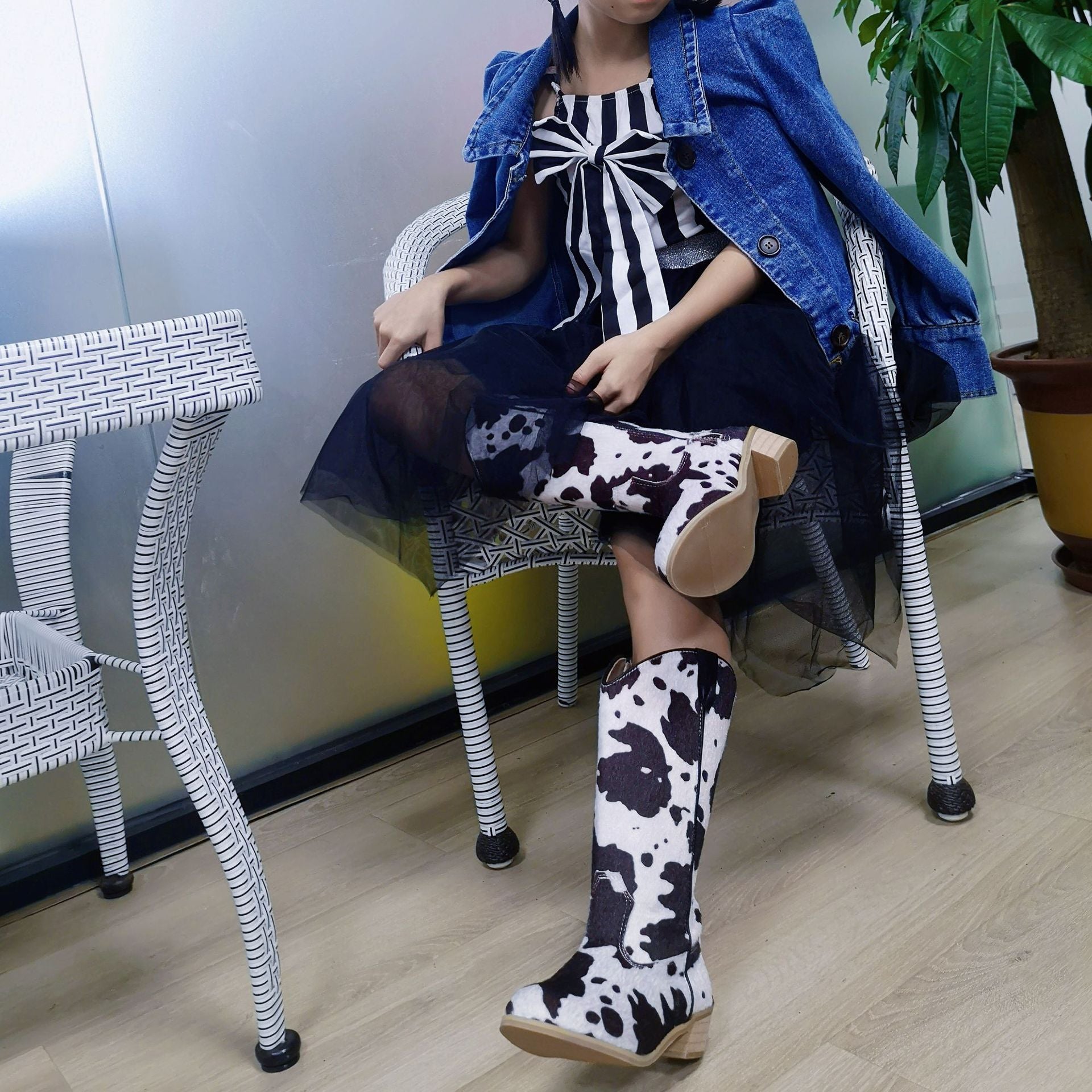 Wholesale of Autumn and Winter Glitter Scallion s' Vintage Denim Boots