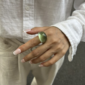 03 transparent green 0930