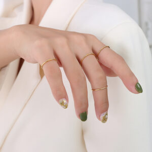 A085-gold ring / No. 8