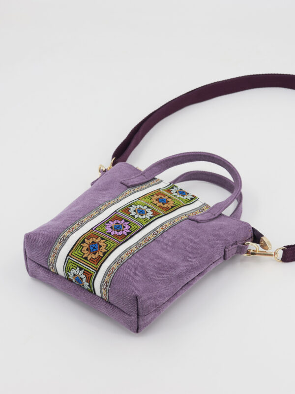 O1CN01KcN1vB1wYc0kNPo2A_1040896320-0-cib Wholesale Canvas Ethnic Style Embroidered Crossbody Bag