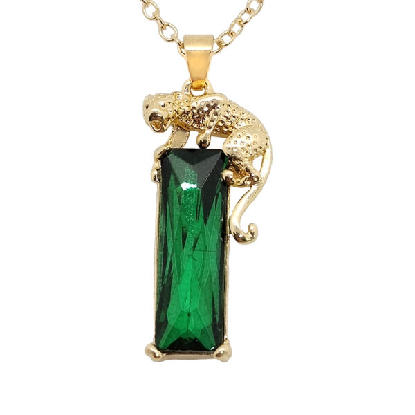 O1CN01KgAd1d21l2etKisW6_2210807617024-0-cib Wholesale Crystal Panther Pendant Alloy Necklaces