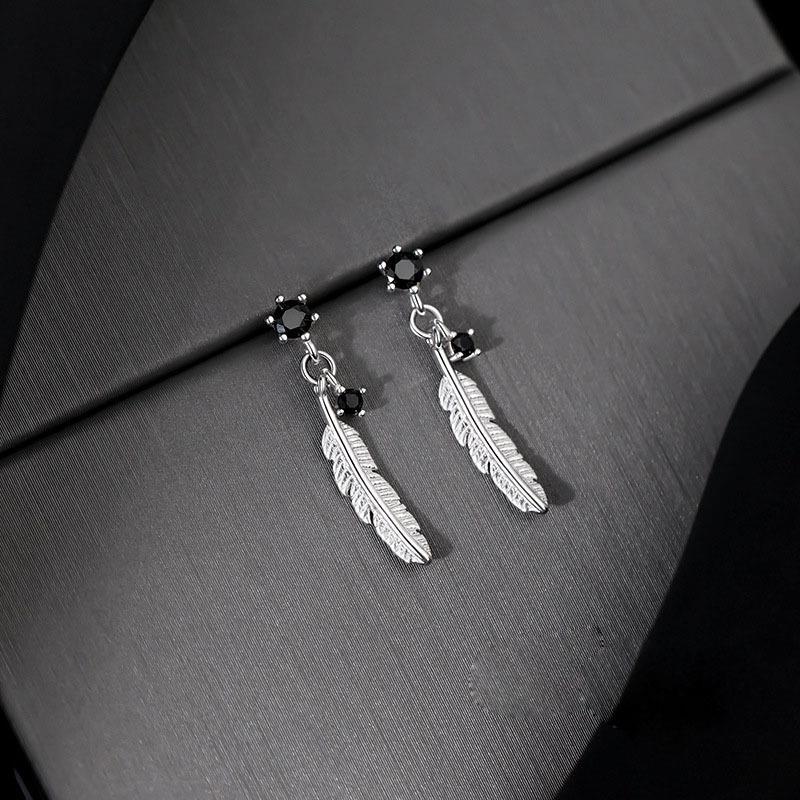 Wholesale Sier Needle Feather Copper Earrings