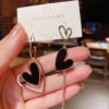 O1CN01LKUnAT1yaYrDnTCeD_2215209296595-0-cib Wholesale Alloy Heart-shaped Long Earrings
