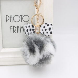 White leopard print / Golden 8-letter chain