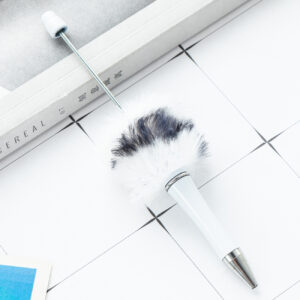 bullet 1.0 / White leopard print (fur ball)