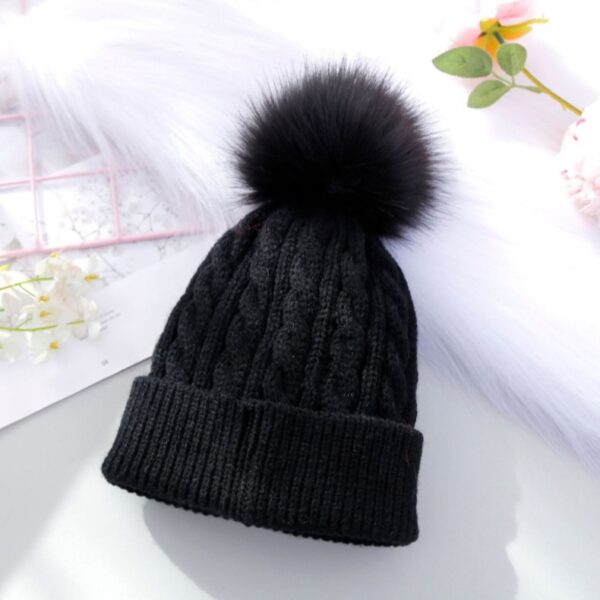 O1CN01LoR6jD1fsuIpSu032_2207974694063-0-cib Wholesale Children's Hats Autumn and Winter Knitted Wool Ball Beanie
