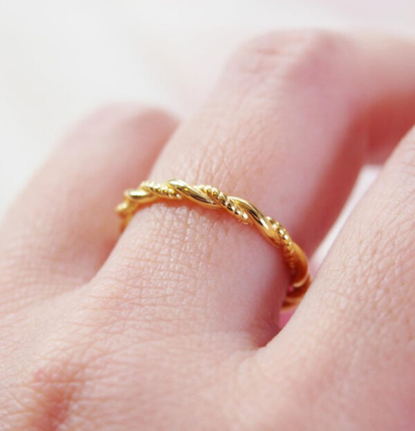 Wholesale 18K Gold Plated Wavy Twisted Rope Twist Stainless Steel Ring
