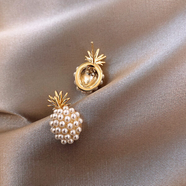 O1CN01LyKzxz1yaYrGIMmqk_2215209296595-0-cib Wholesale S925 Silver Needle Small Pearl Pineapple Stud Earrings