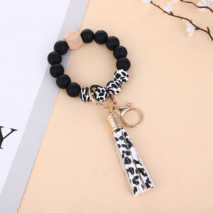 Black and white leopard print