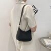 Wholesale PU Dumpling Style Fashion Handy Shoulder Bag