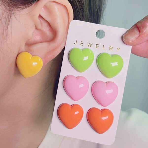 Wholesale Japanese Style Fresh Candy Colored Love Three Piece Set Acrylic Simple and Fashionable Earrings
