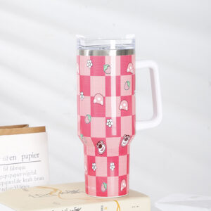 Strawberry bear / 40oz
