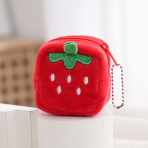 3d square strawberry / 8cm wide and 6cm high