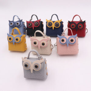 Mixed color fast delivery / 5.5*5.5cm leather Owl (golden chain Buckle)