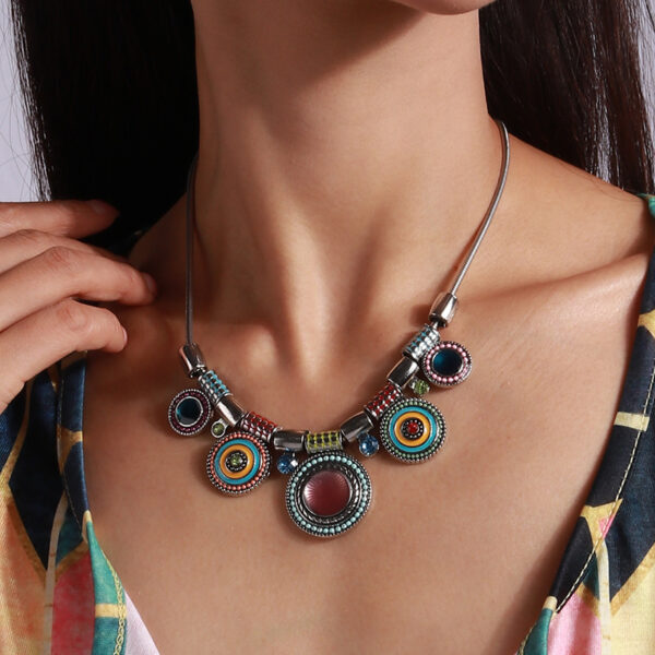 O1CN01MhkBTv1vac29zyChK_2866776189-0-cib Wholesale Alloy Bohemian Geometric Medal Necklace