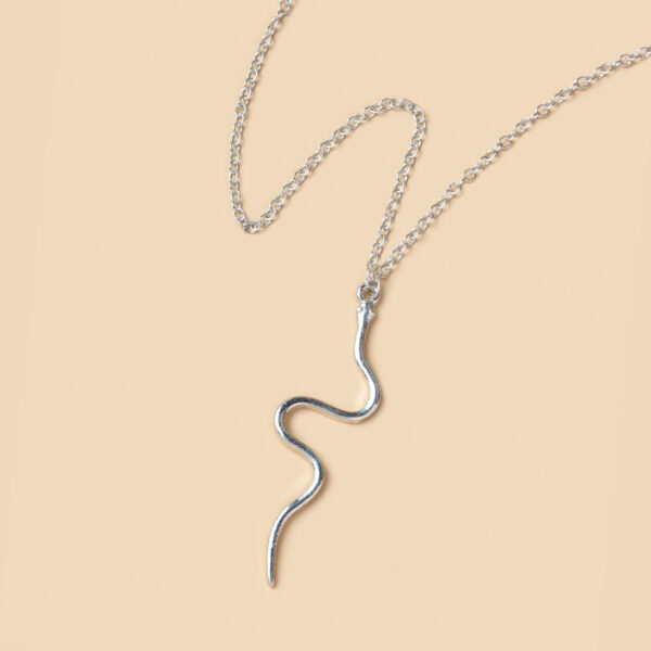 Wholesale Alloy Snake Element Necklace