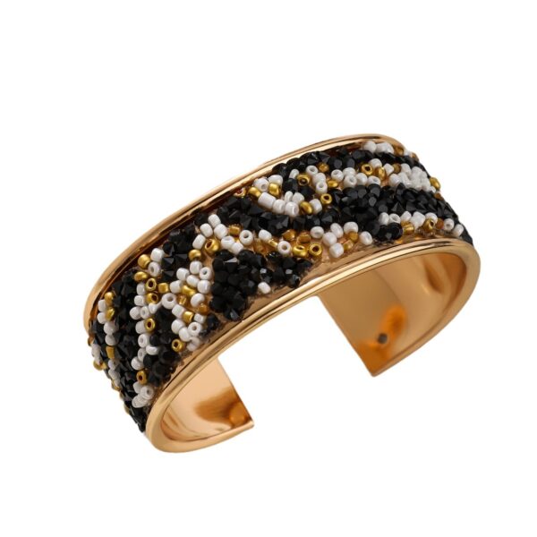 Wholesale Bohemian Crushed Stone Open Bracelets