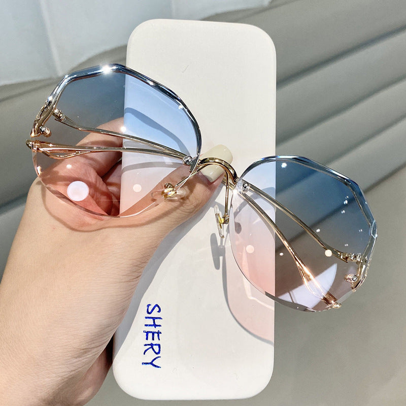 Wholesale Frameless Cut Edge PC Sunglasses