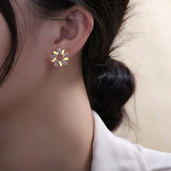 Wholesale Sterling Silver Needle Flower Copper Stud Earrings