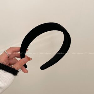 Velvet black wide version 3cm