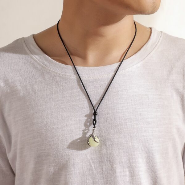 O1CN01Nt1Awm28eMIjmAnYH_2612337957-0-cib Wholesale Alloy Men's Luminous Glass Bead Eagle Claw Pendant Necklace