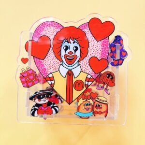 B325-mcdonald's pen holder